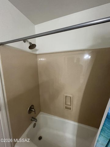 905 N Venice Ave Apt A, Tucson, AZ 85711