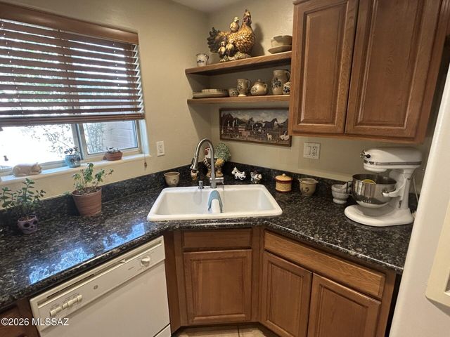 905 N Venice Ave Apt A, Tucson, AZ 85711