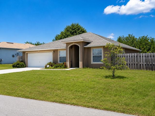 101 BONITO WAY, Poinciana, FL 34759