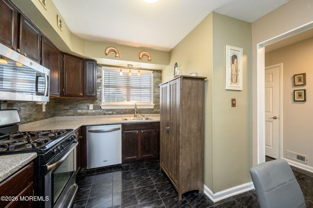 725 Darlington Drive, Old Bridge, NJ 08857