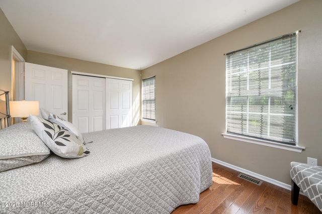 725 Darlington Drive, Old Bridge, NJ 08857