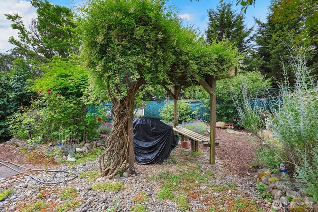 8549 8th Court SE, Olympia, WA 98513