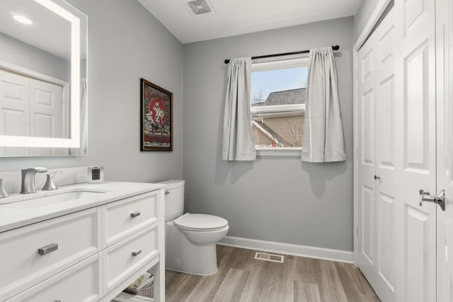 1400 Walsh St, Nashville, TN 37208