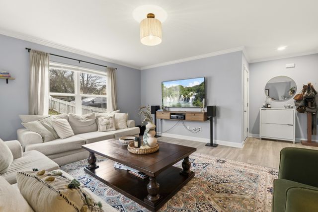 1400 Walsh St, Nashville, TN 37208