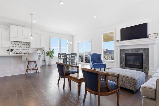 13401 W 182nd Street, Overland Park, KS 66013