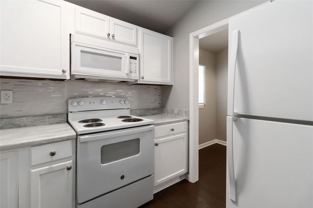 106 Harper DR, Bastrop, TX 78602