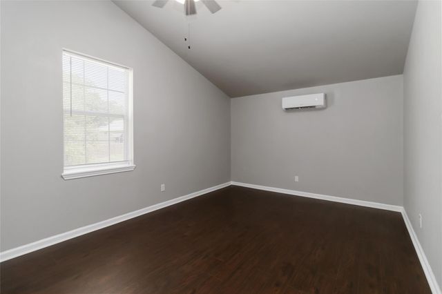 106 Harper DR, Bastrop, TX 78602