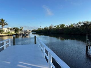 363 MOUNT RICHMOND AVENUE NE 341, St Petersburg, FL 33702
