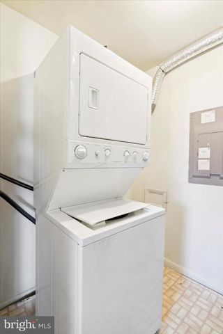 99 GRANT AVE, Moorestown, NJ 08057