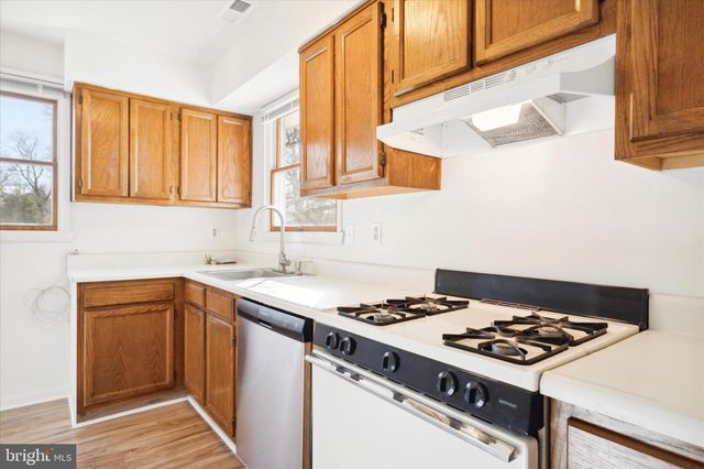 99 GRANT AVE, Moorestown, NJ 08057