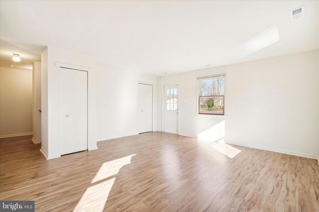 99 GRANT AVE, Moorestown, NJ 08057