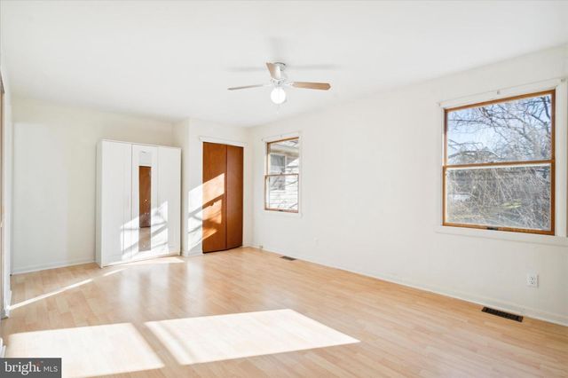 99 GRANT AVE, Moorestown, NJ 08057