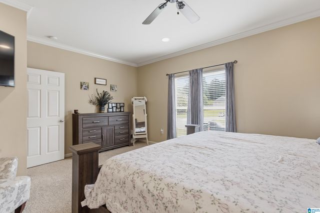 180 LIME CREEK LANE, Chelsea, AL 35043