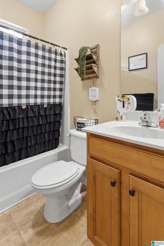 180 LIME CREEK LANE, Chelsea, AL 35043
