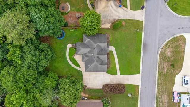180 LIME CREEK LANE, Chelsea, AL 35043