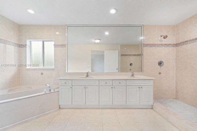 32361 SW 202nd Pl, Homestead, FL 33030