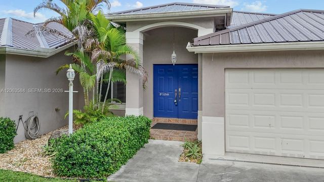 32361 SW 202nd Pl, Homestead, FL 33030