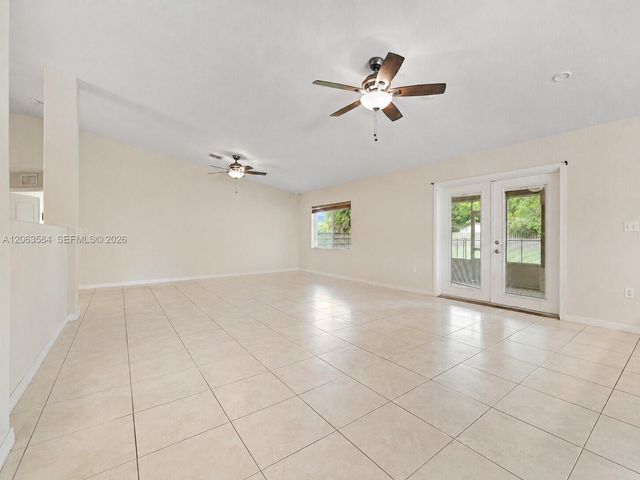 32361 SW 202nd Pl, Homestead, FL 33030