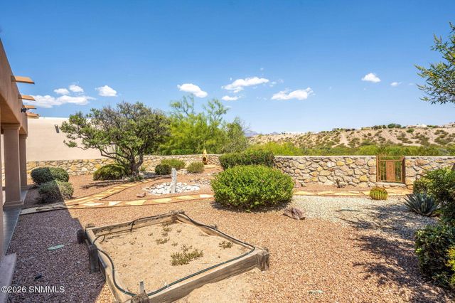 4038 La Purisima Drive, Las Cruces, NM 88011