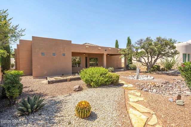 4038 La Purisima Drive, Las Cruces, NM 88011