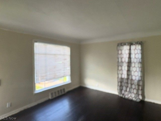 15807 Harvard Avenue, Cleveland, OH 44128