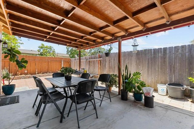7075 Oak Glenn Ct, Lemon Grove, CA 91945