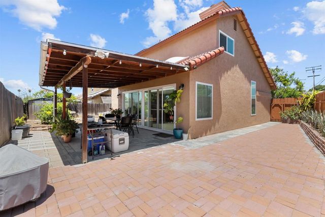 7075 Oak Glenn Ct, Lemon Grove, CA 91945