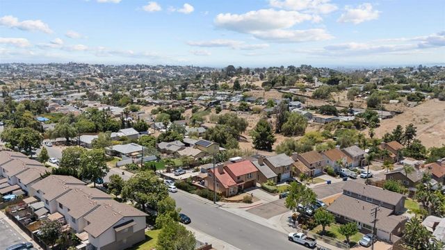7075 Oak Glenn Ct, Lemon Grove, CA 91945