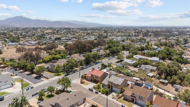7075 Oak Glenn Ct, Lemon Grove, CA 91945