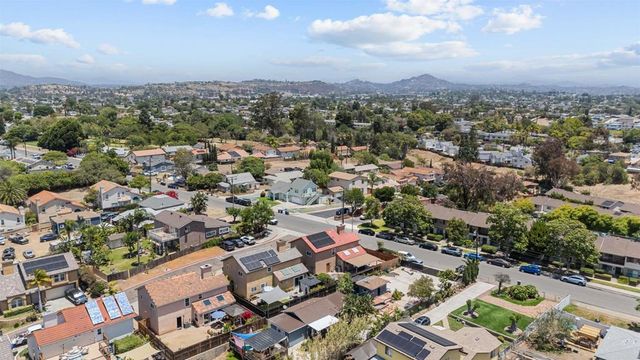 7075 Oak Glenn Ct, Lemon Grove, CA 91945