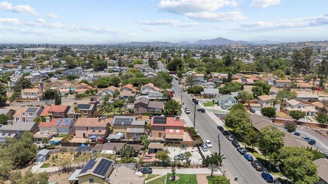 7075 Oak Glenn Ct, Lemon Grove, CA 91945