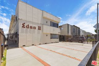 2016 S Bedford Street, Los Angeles, CA 90034