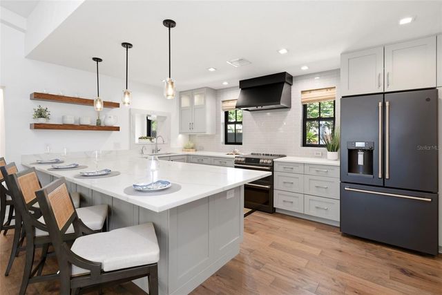 7455 SPARKLING LAKE ROAD, Orlando, FL 32819