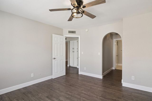 1905 E University Drive Unit 210, Tempe, AZ 85288