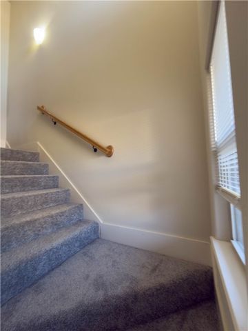 902 Oakwood Street, Centerton, AR 72719