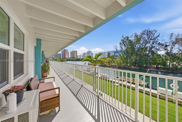 3922 NE 166th St S209, North Miami Beach, FL 33160