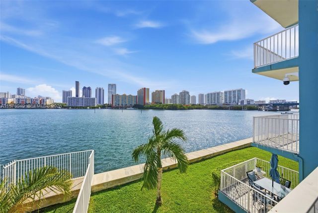 3922 NE 166th St S209, North Miami Beach, FL 33160