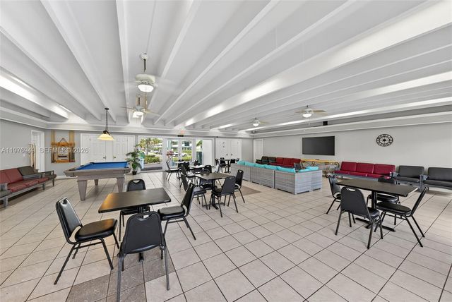 3922 NE 166th St S209, North Miami Beach, FL 33160