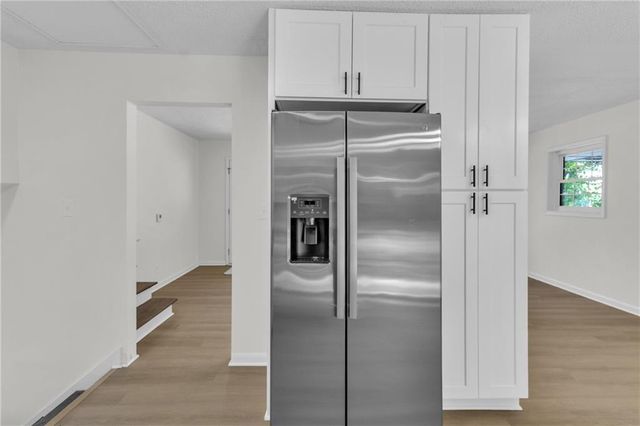 1336 Stoneham Court, Atlanta, GA 30349