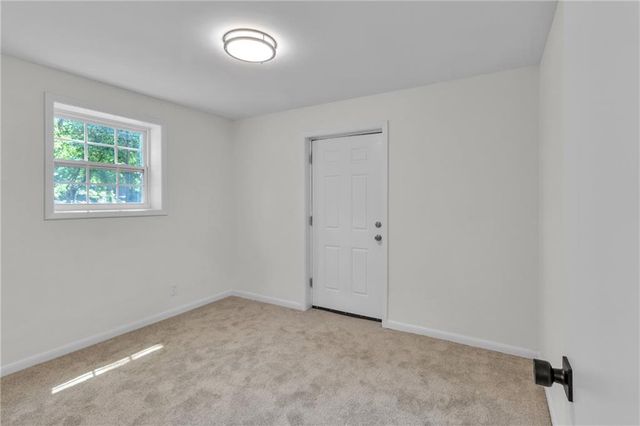 1336 Stoneham Court, Atlanta, GA 30349