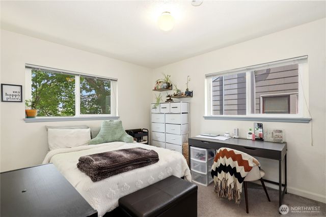305 S 35th Street, Tacoma, WA 98418
