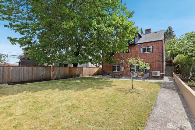 305 S 35th Street, Tacoma, WA 98418
