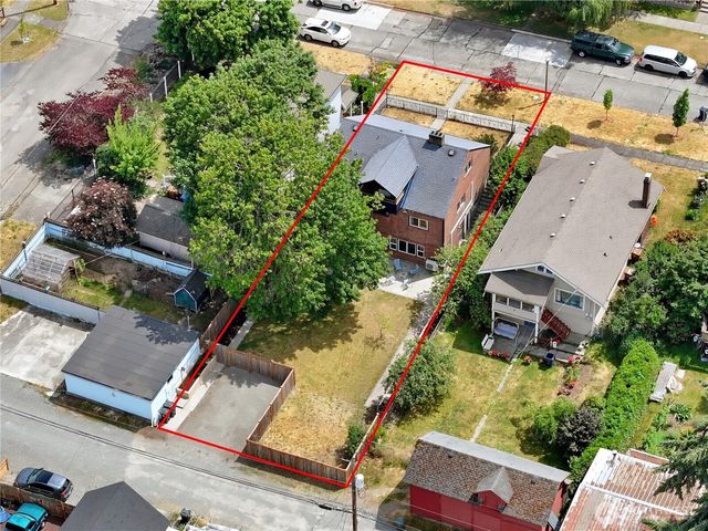 305 S 35th Street, Tacoma, WA 98418