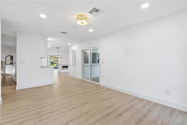 1048 Admirals Walk, Vero Beach, FL 32963
