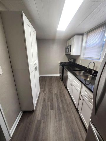 5 Burbank Drive SW, Atlanta, GA 30314
