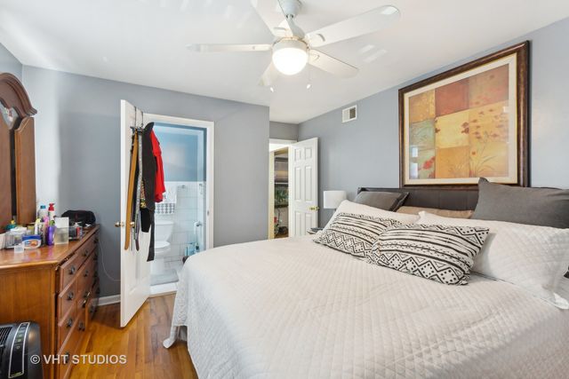 7311 N Ashland Boulevard 2A, Chicago, IL 60626