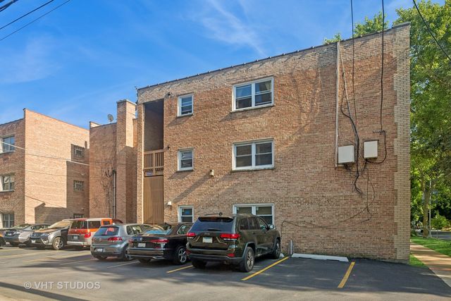 7311 N Ashland Boulevard 2A, Chicago, IL 60626