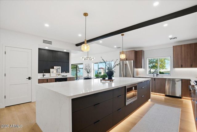 10555 E BELLA VISTA Drive, Scottsdale, AZ 85258