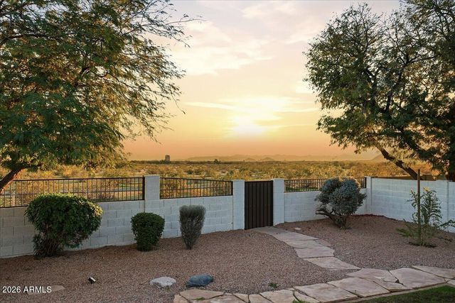 10555 E BELLA VISTA Drive, Scottsdale, AZ 85258