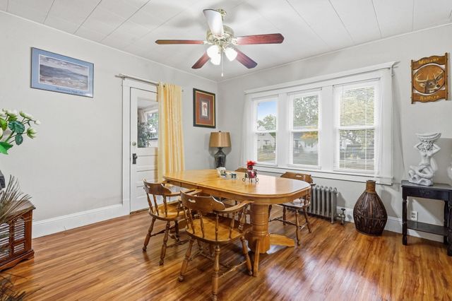 1774 Carew St, Springfield, MA 01104